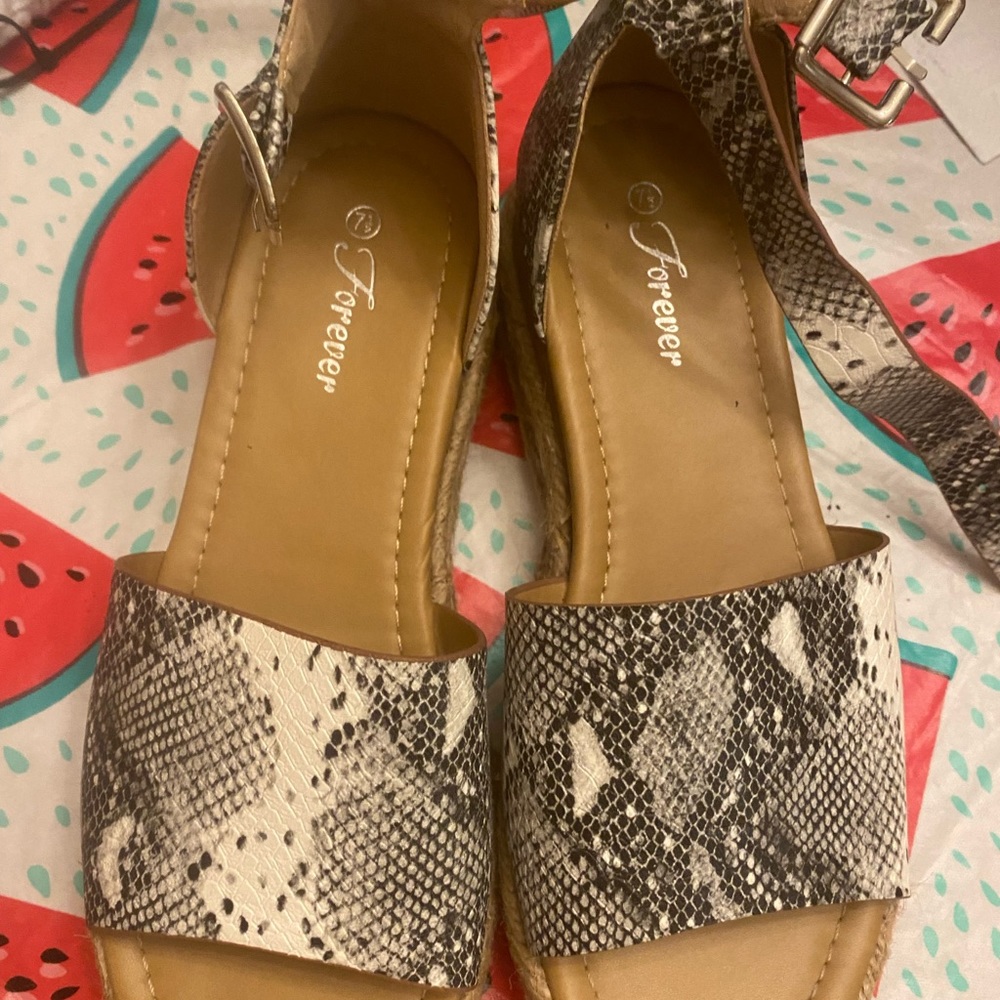 Casual dress shoes .